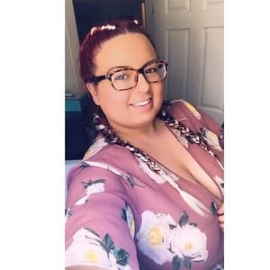 Meet your Posher, Leah